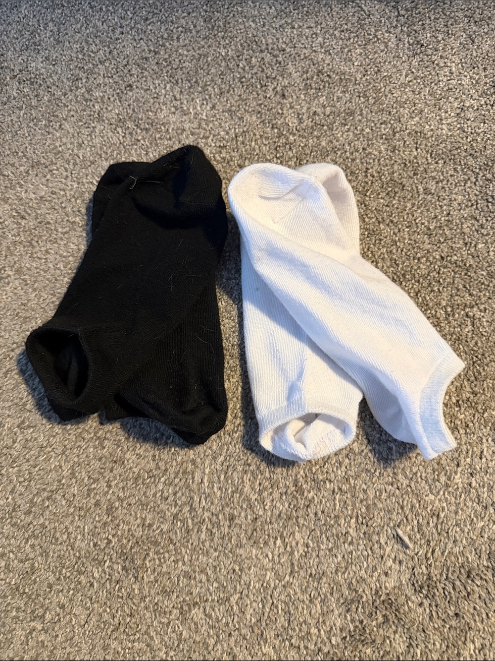 Women's Low-Cut No-Show Socks - Black & White (2-Pack)